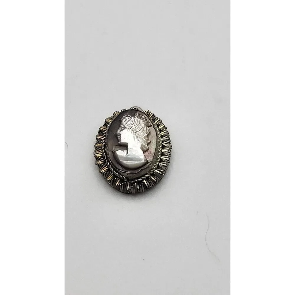 cameo true vintage