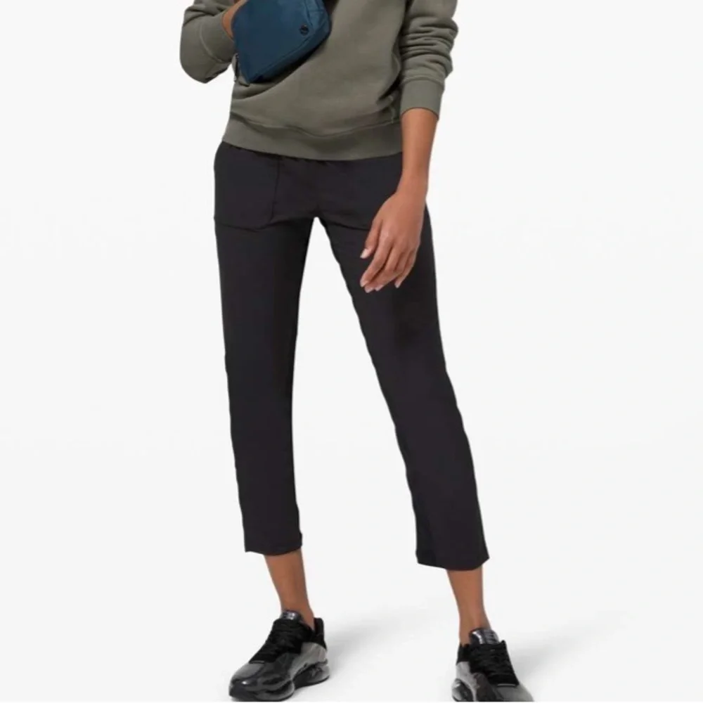 Lululemon Beyond the Studio Pant Slim high rise  Black size 6