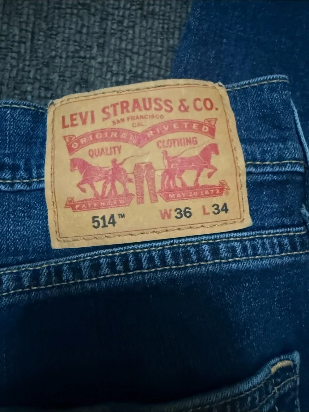 Levis 10 measurements