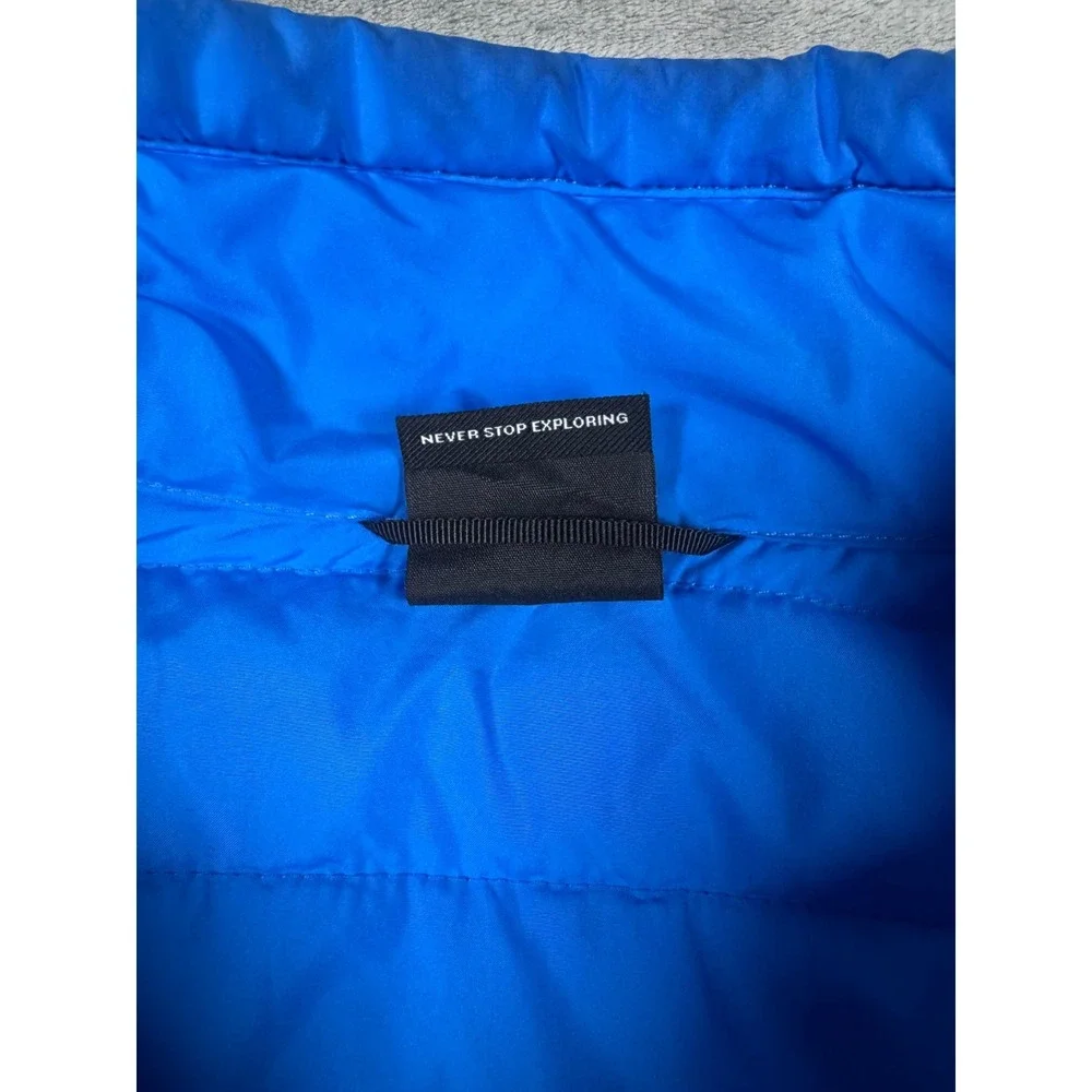 The North Face insulation surface smoothly