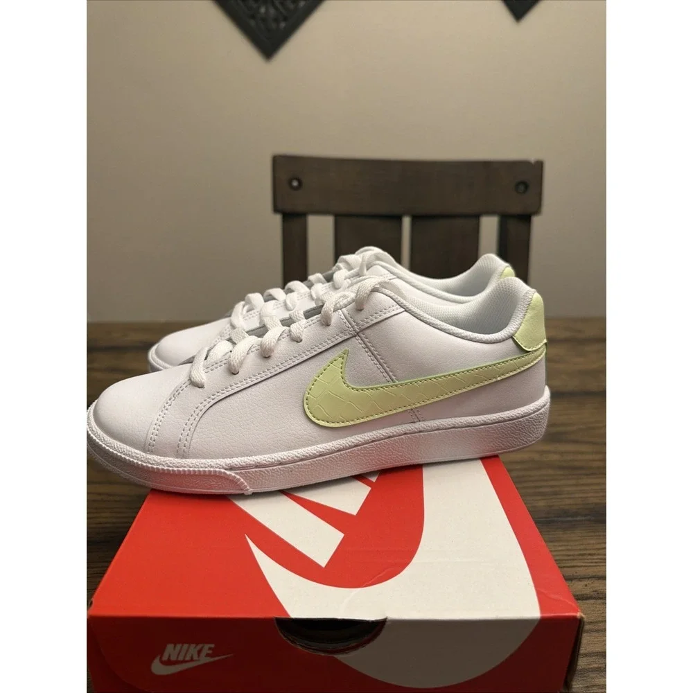 Nike Court Royal Women's Training Shoes Size 8.5 White Barely Volt 749867-121