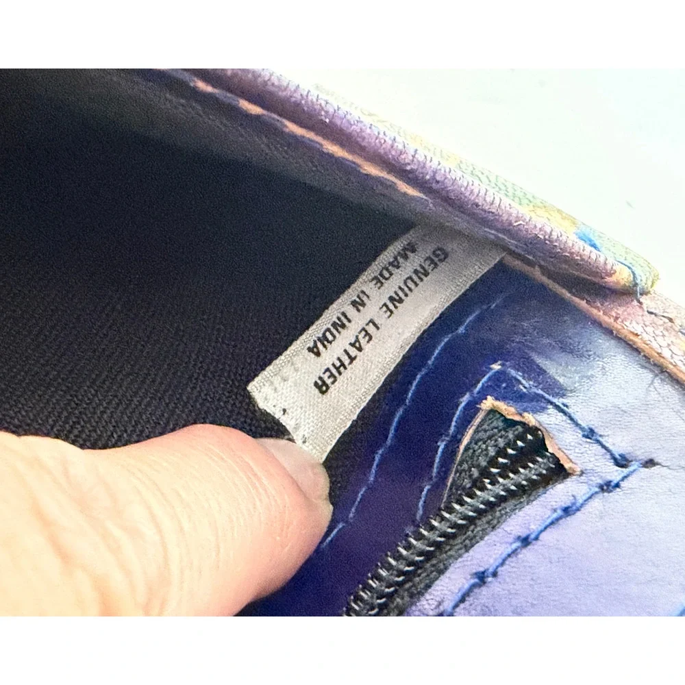 Unbranded tooled leather