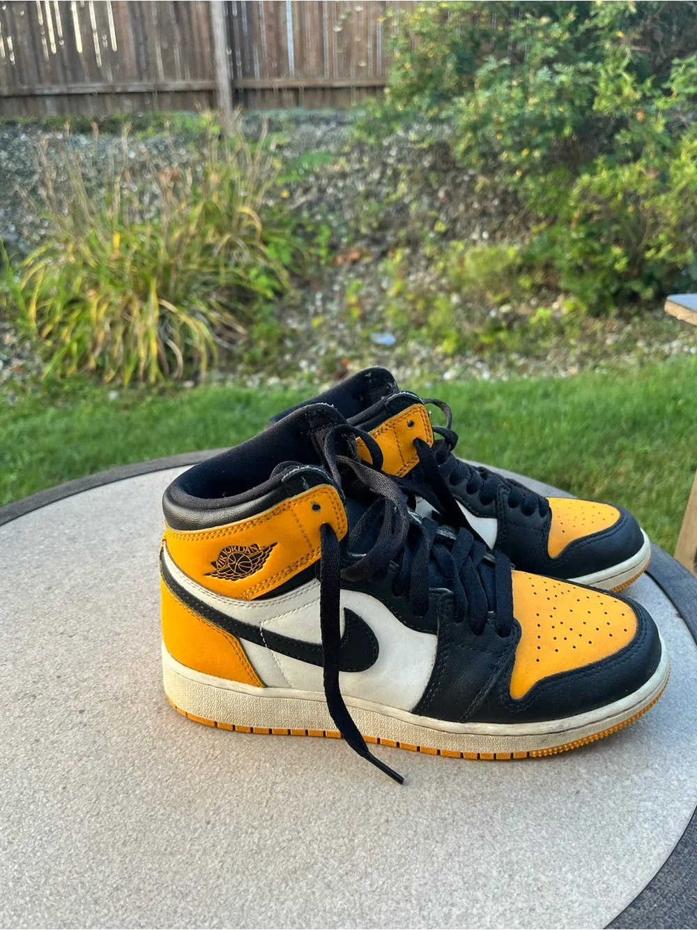 Nike Air Jordan 1 Retro High OG 'Taxi'
