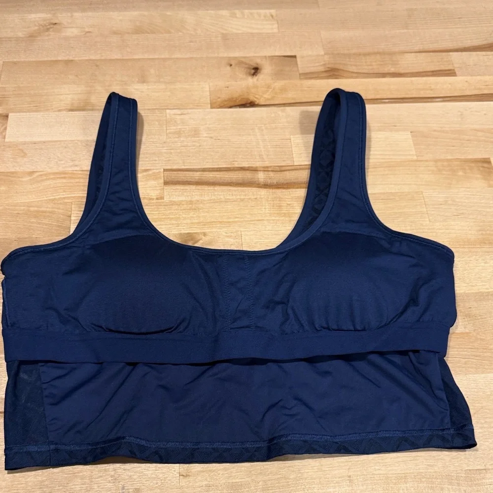 lululemon athletica stylish supportive