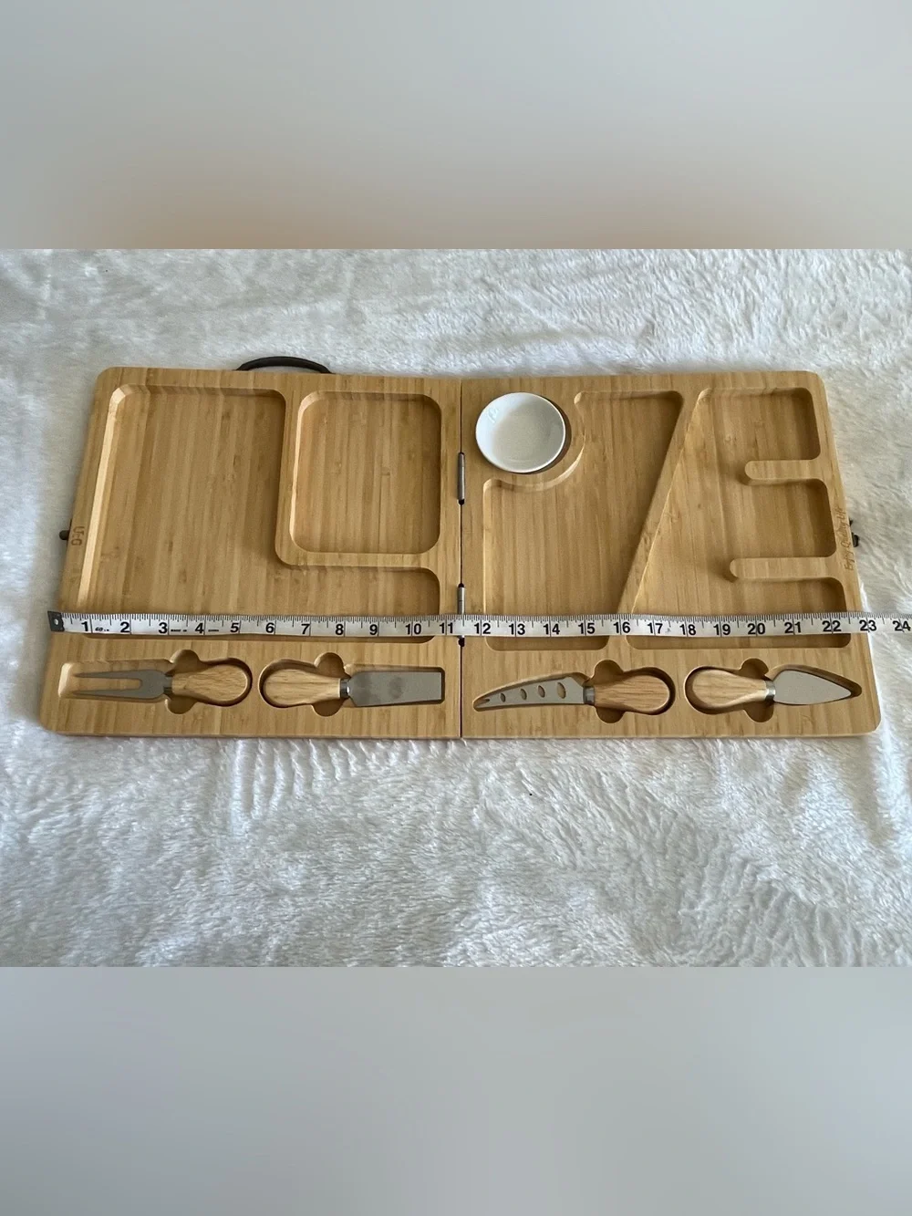 UcG compartments entertaining cheese
