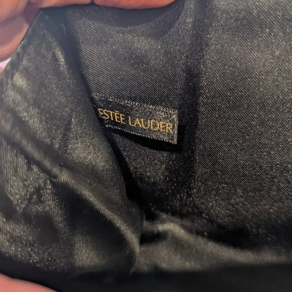 Estee Lauder sleek estée