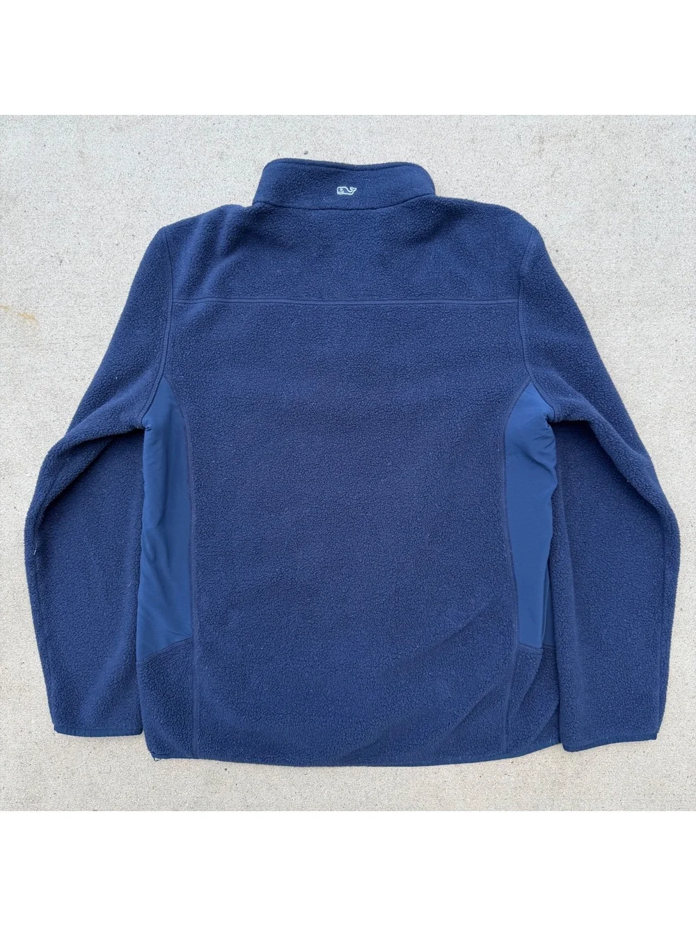 Vineyard Vines brand item
