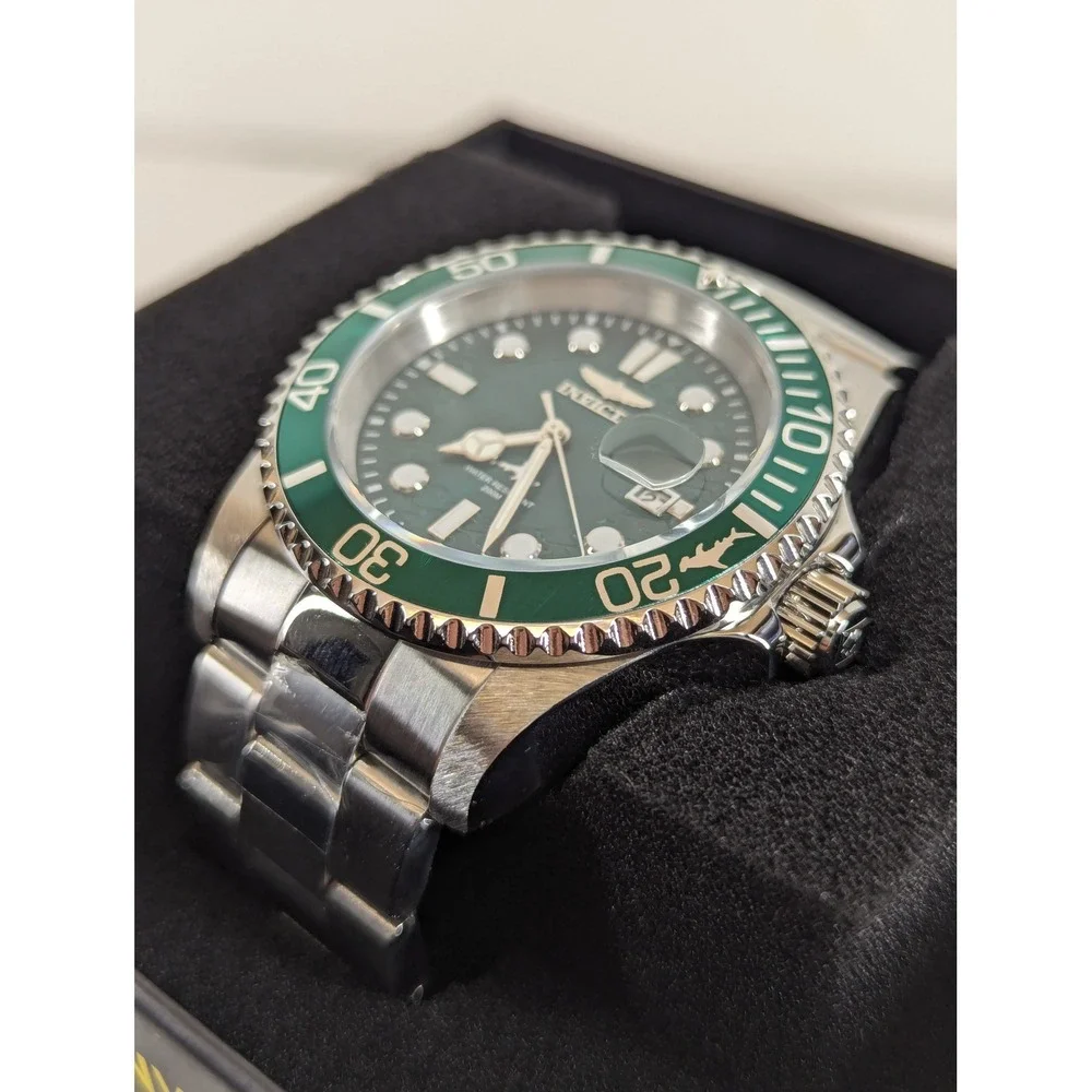 Invicta pro diver