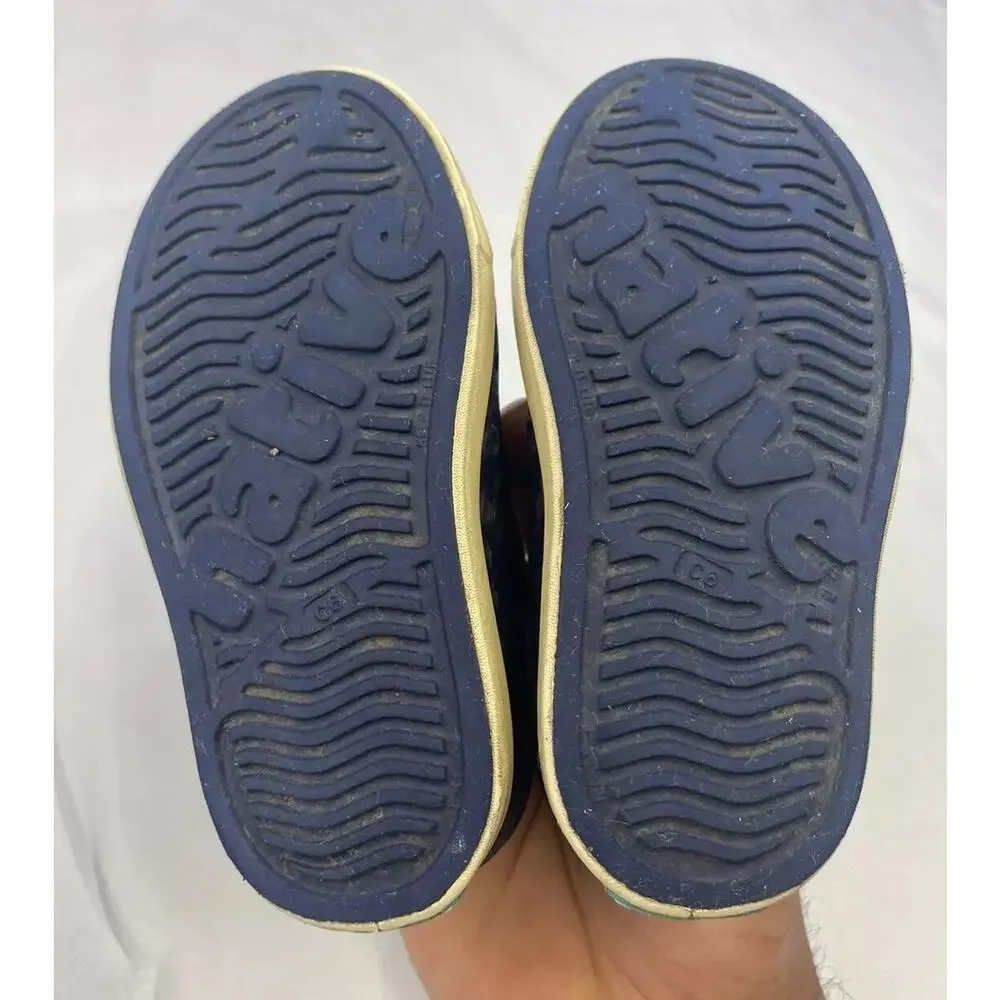 Native Shoes get ready