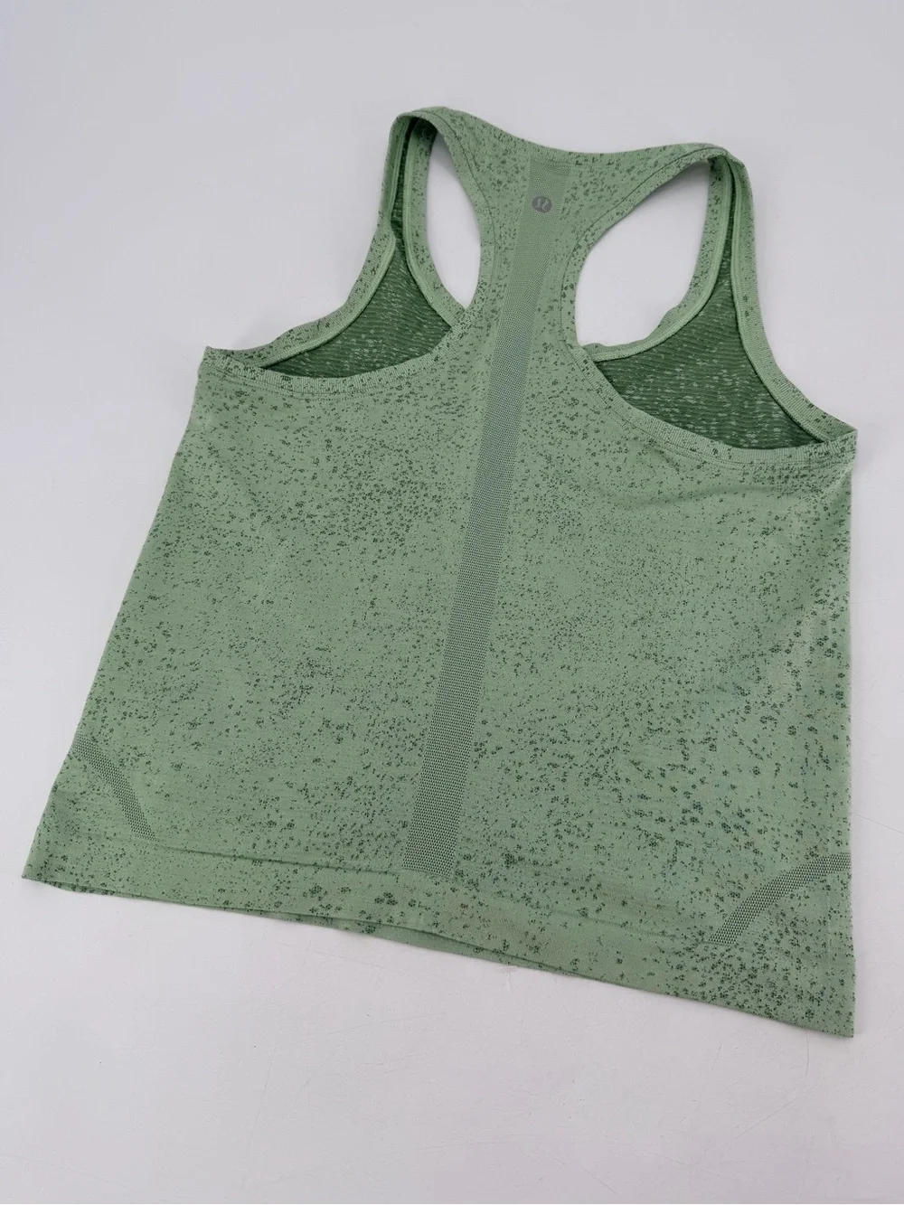 lululemon athletica excellent used
