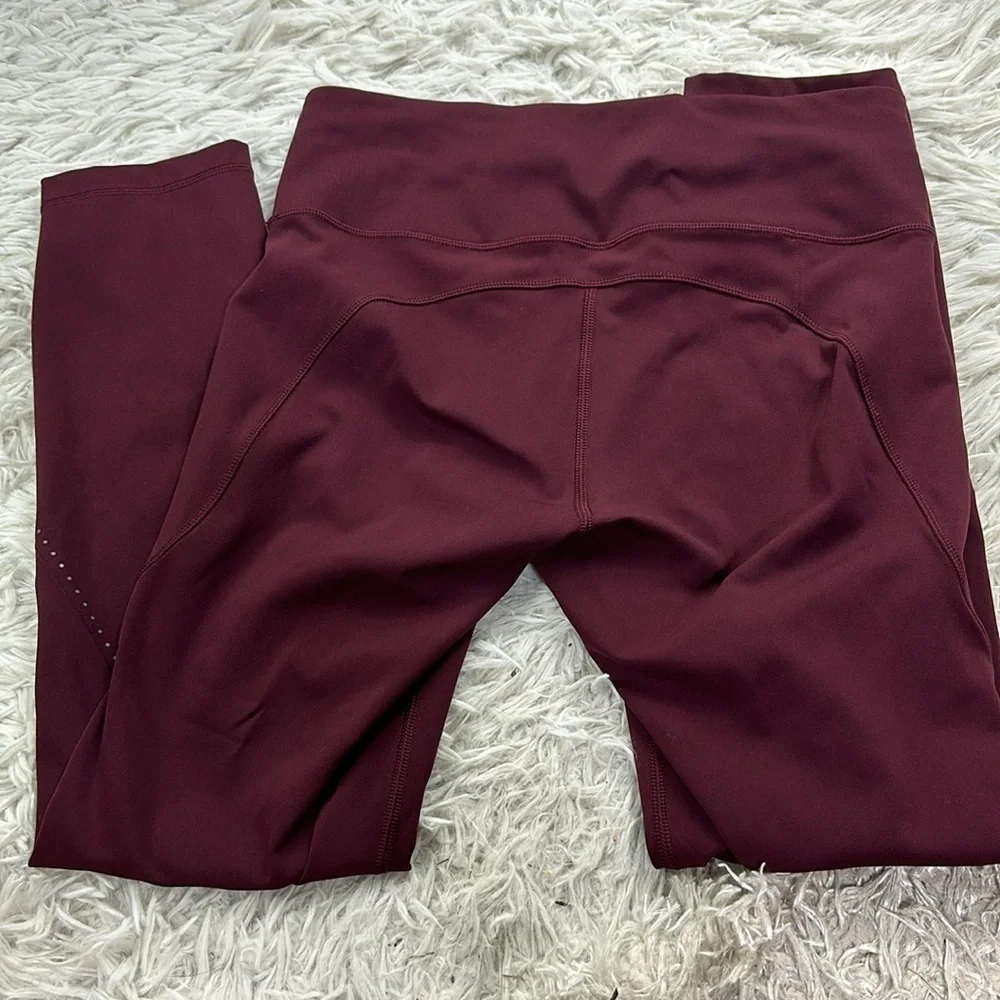 Lululemon Extra Mile Crop (Reflective 23