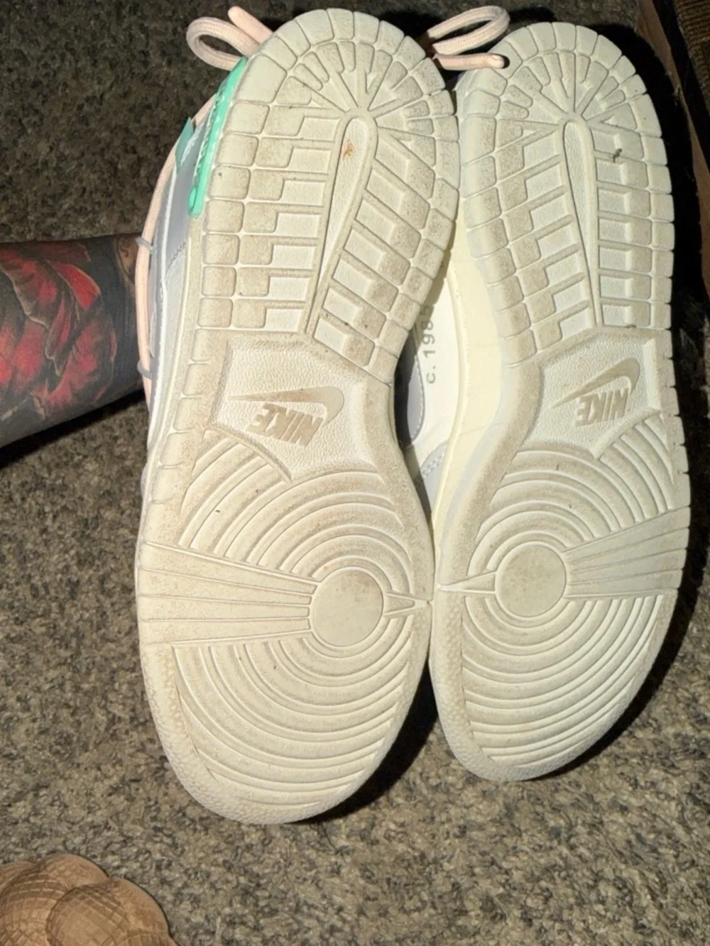 Nike youth low