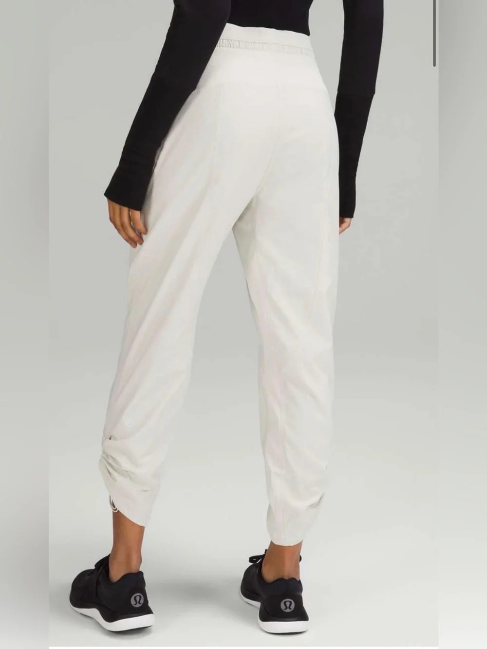 lululemon athletica lined through