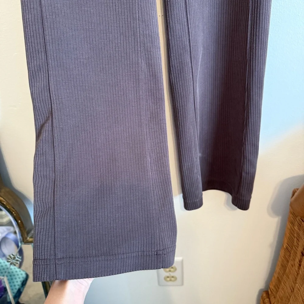 lululemon athletica flare excellent