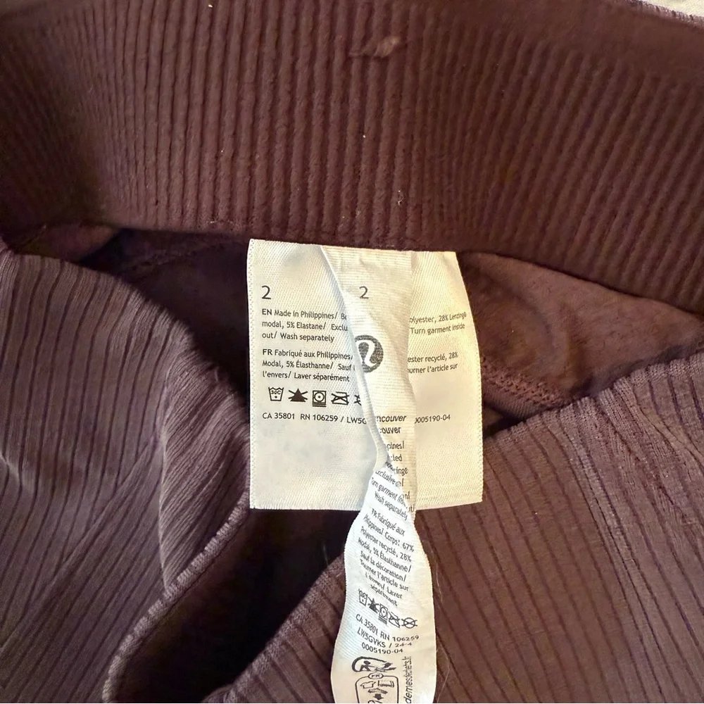 lululemon athletica flare excellent