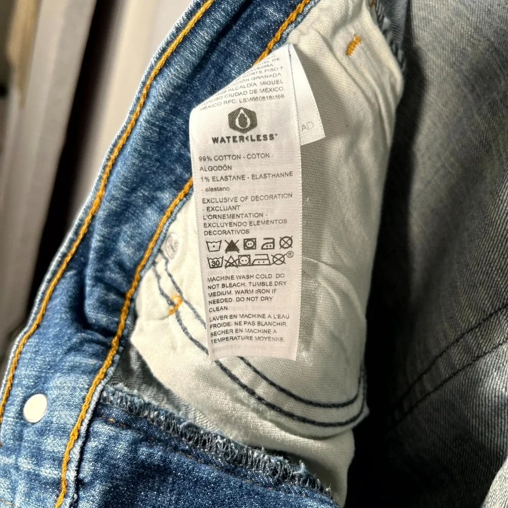 Levis signature levi