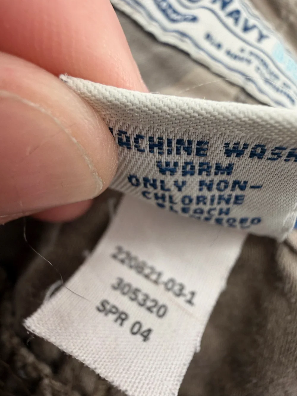 Old Navy waist laying
