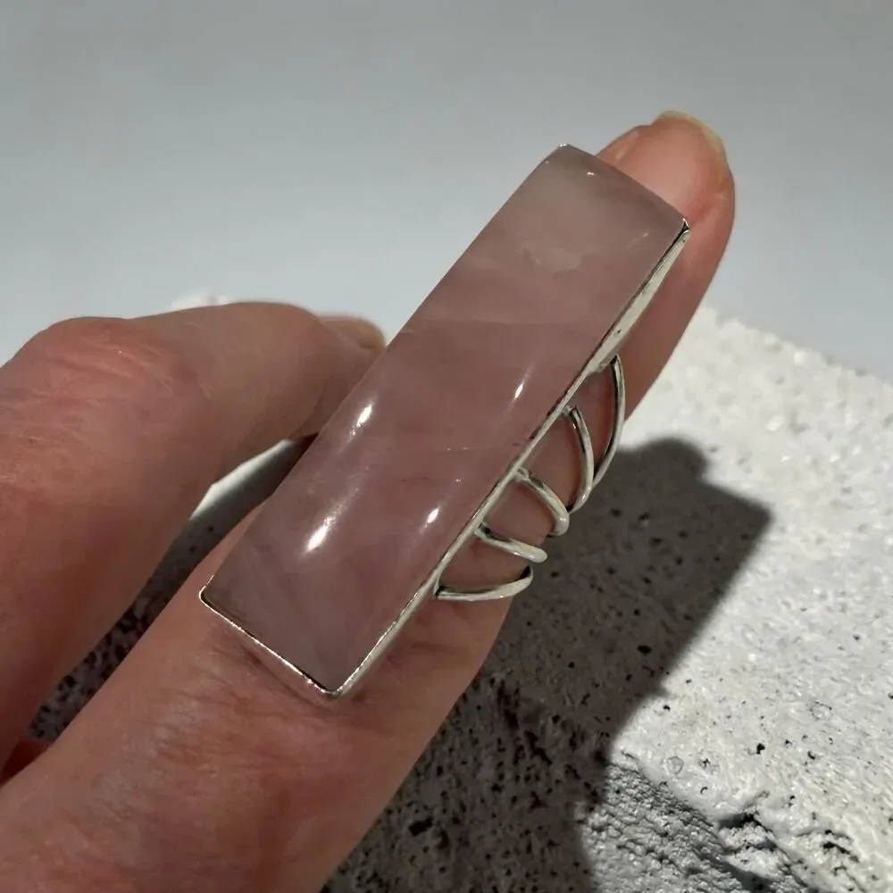 Rose Quartz Bar Ring 925 Silver Plated Statement Size 7