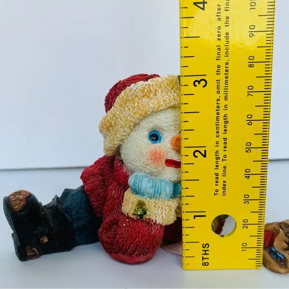 Vintage snowman shelf