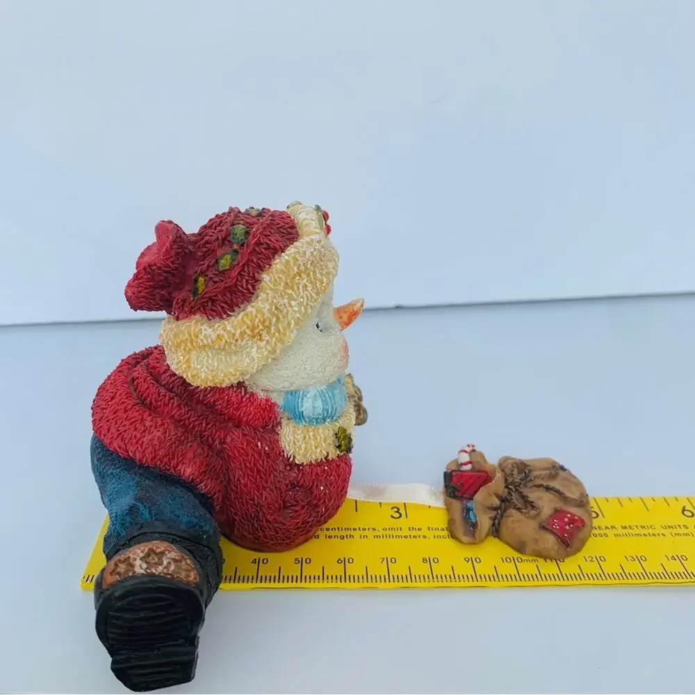 Vintage snowman shelf