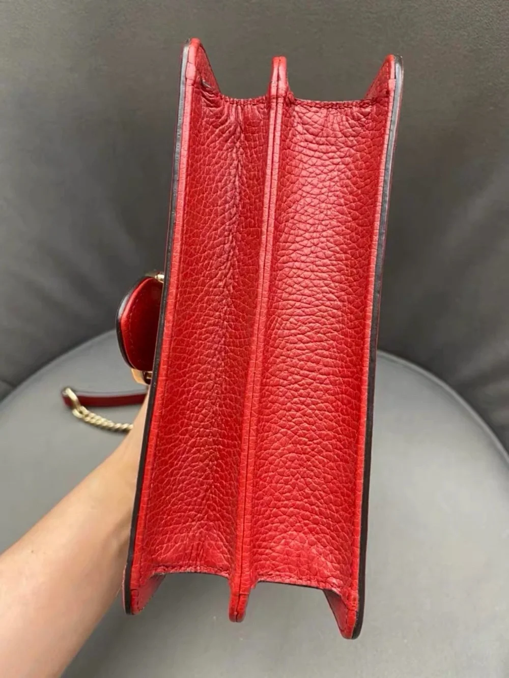 Gucci compact red