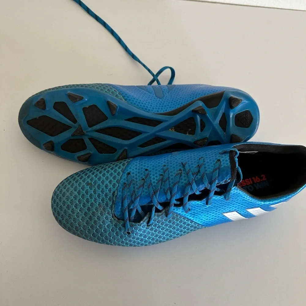 adidas messi 16