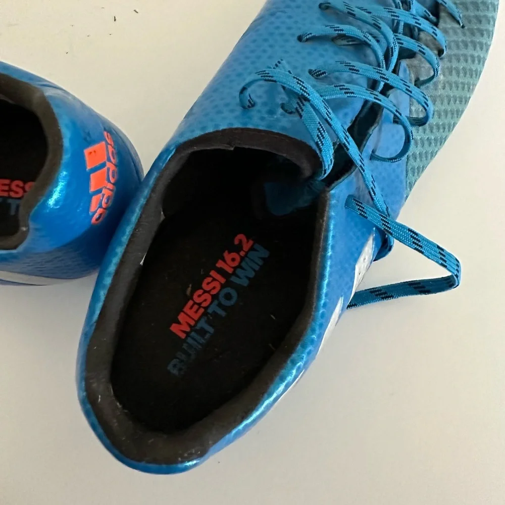 adidas messi 16