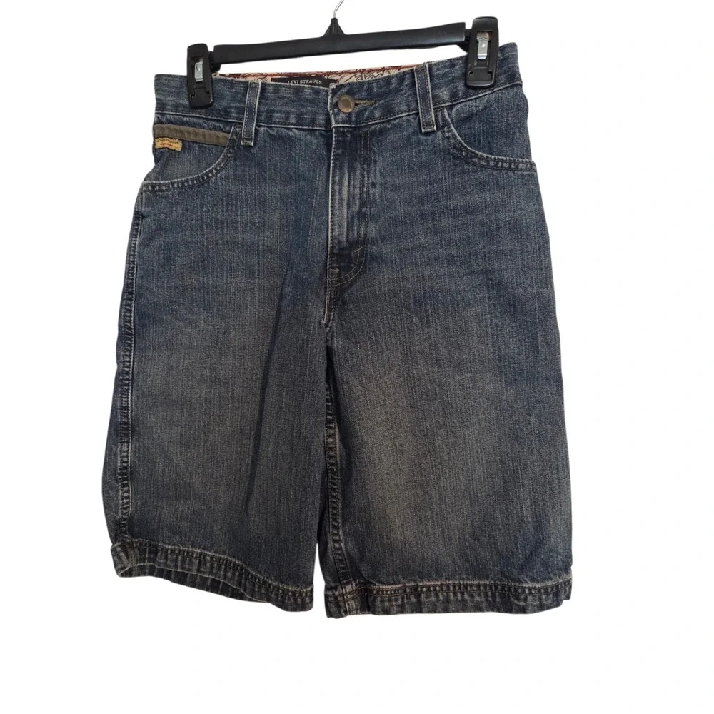Levis these levi