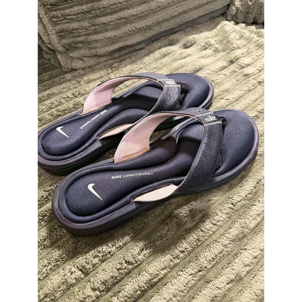 Nike comfort footbed