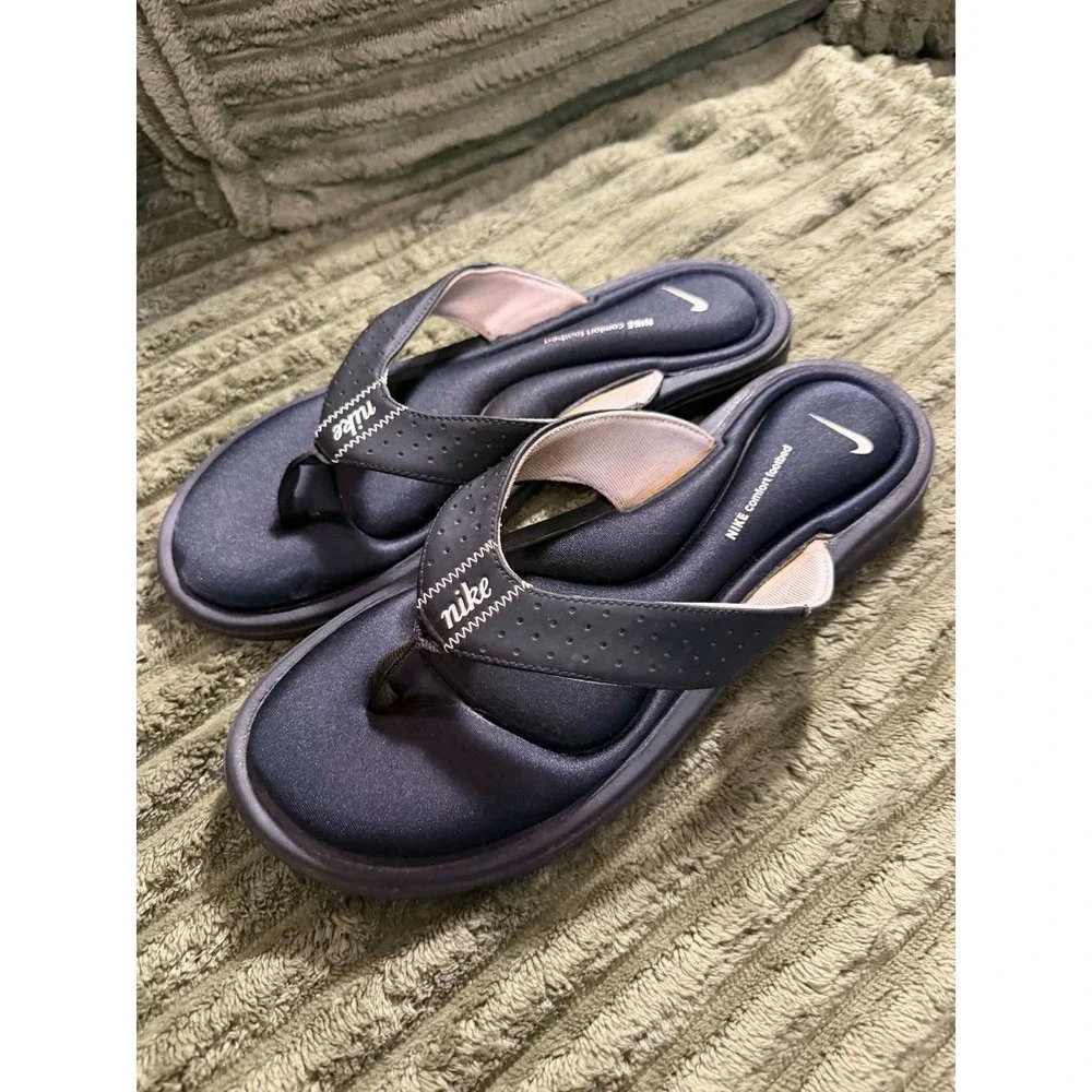 Nike comfort footbed