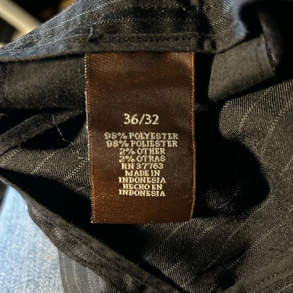 Perry Ellis stylish black
