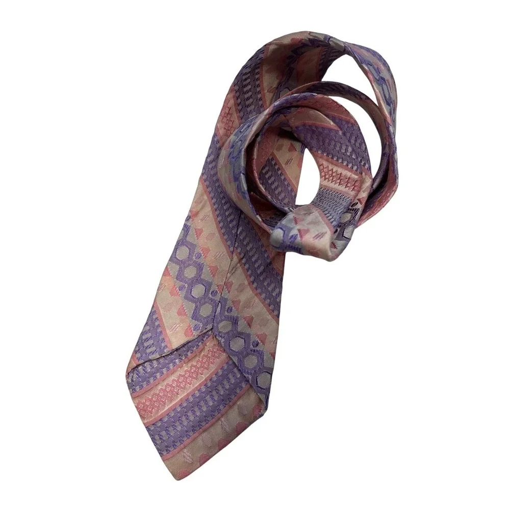 N/A this geometric