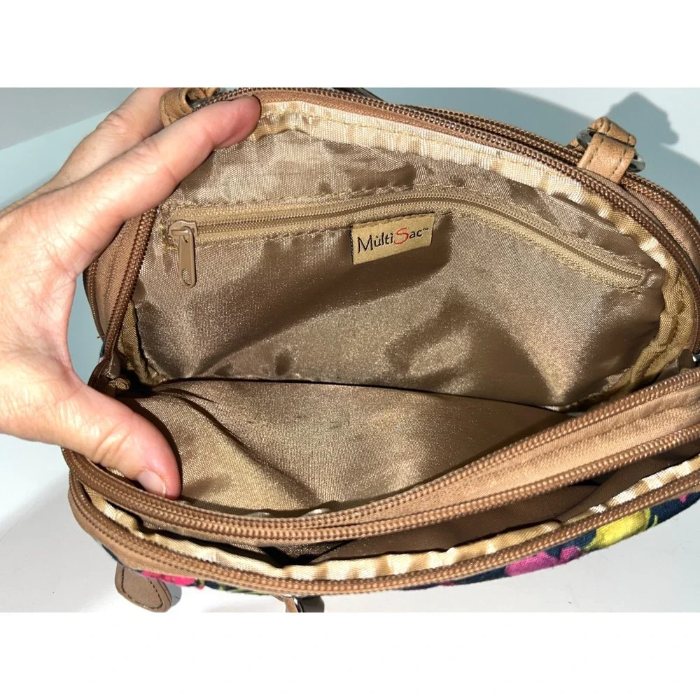 Multisac featuring adjustable