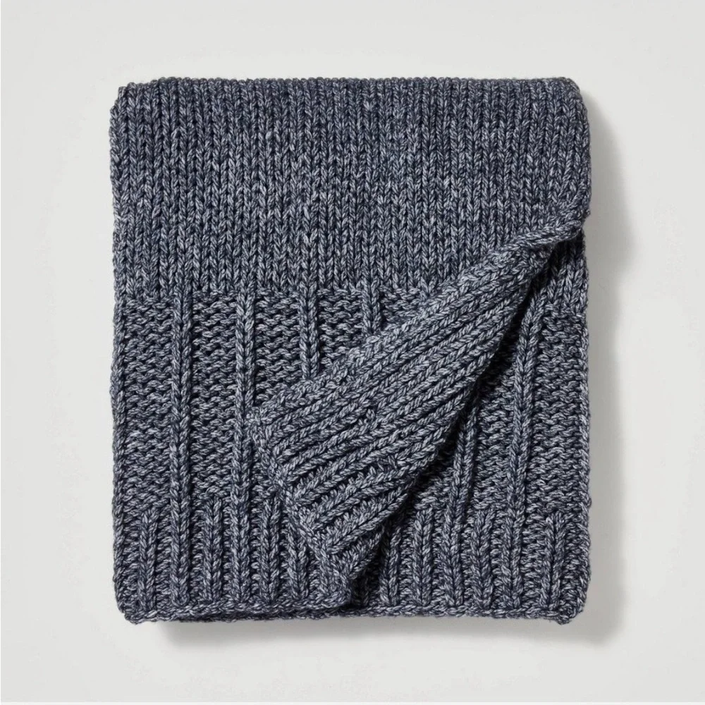 Chunky Knit Throw Blanket Navy Blue – Threshold Studio‎ McGee, Target