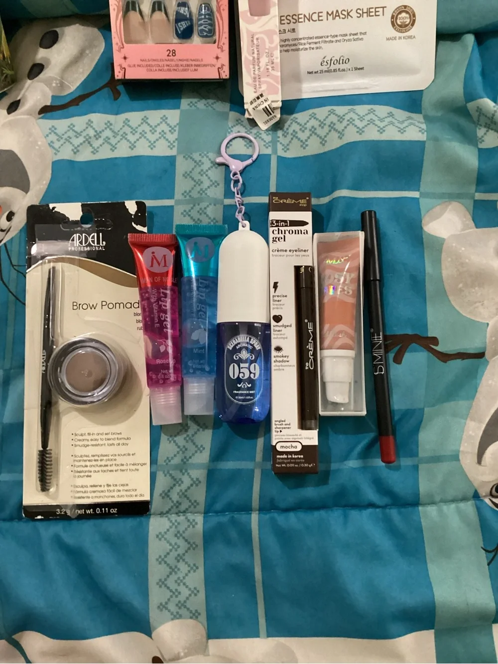 21 piece Beauty/self care bundle- crème shop Hollywood makeup pouch included