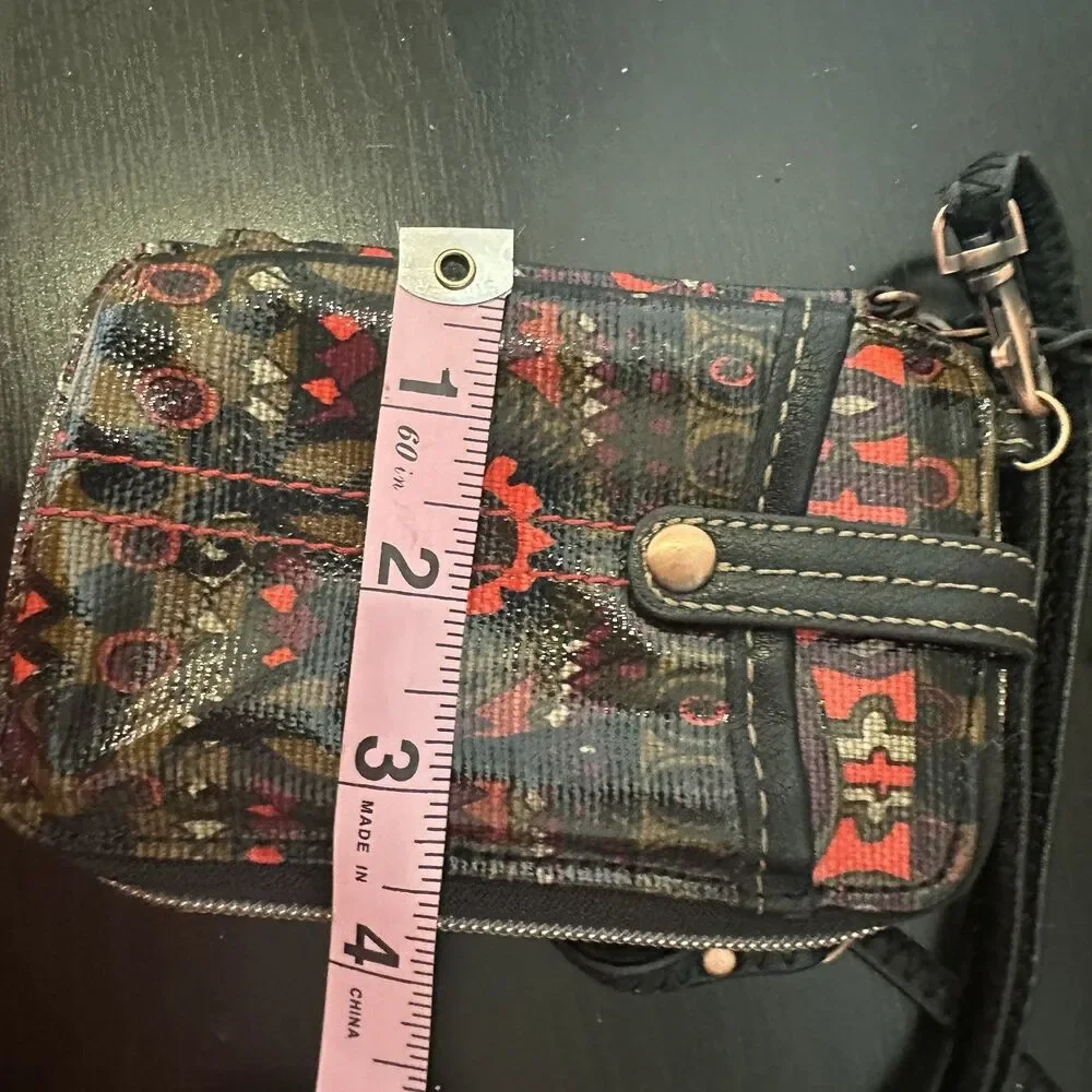 Sakroots wallet good