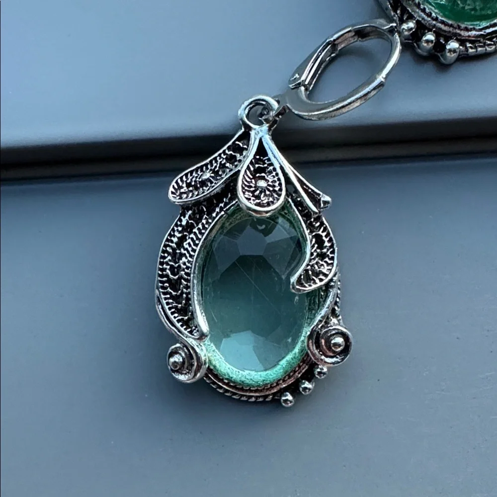 N/A stunning silver set