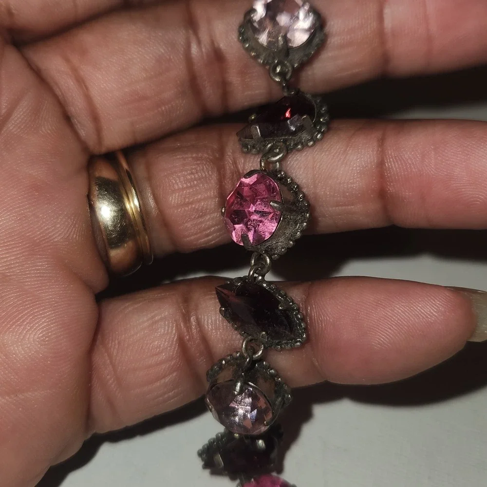 N/A vintage style