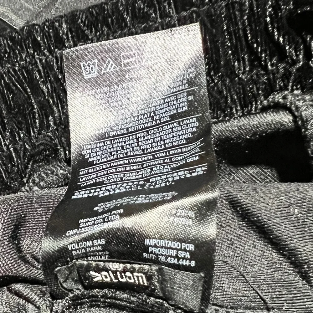 Volcom velvet track
