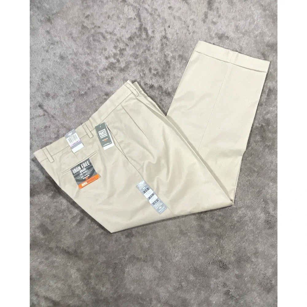NWT Dockers Pleated Classic Cuffed Fit D3 Iron Free Pants Stretch Khaki Tan Bone