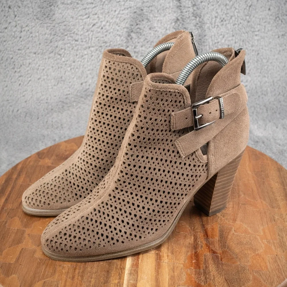Vince Camuto vince camuto