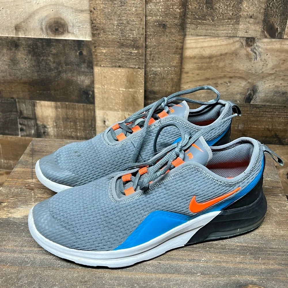 Nike Air Max Motion 2, Gray, Youth‎ Size 7Y, AQ2741-014