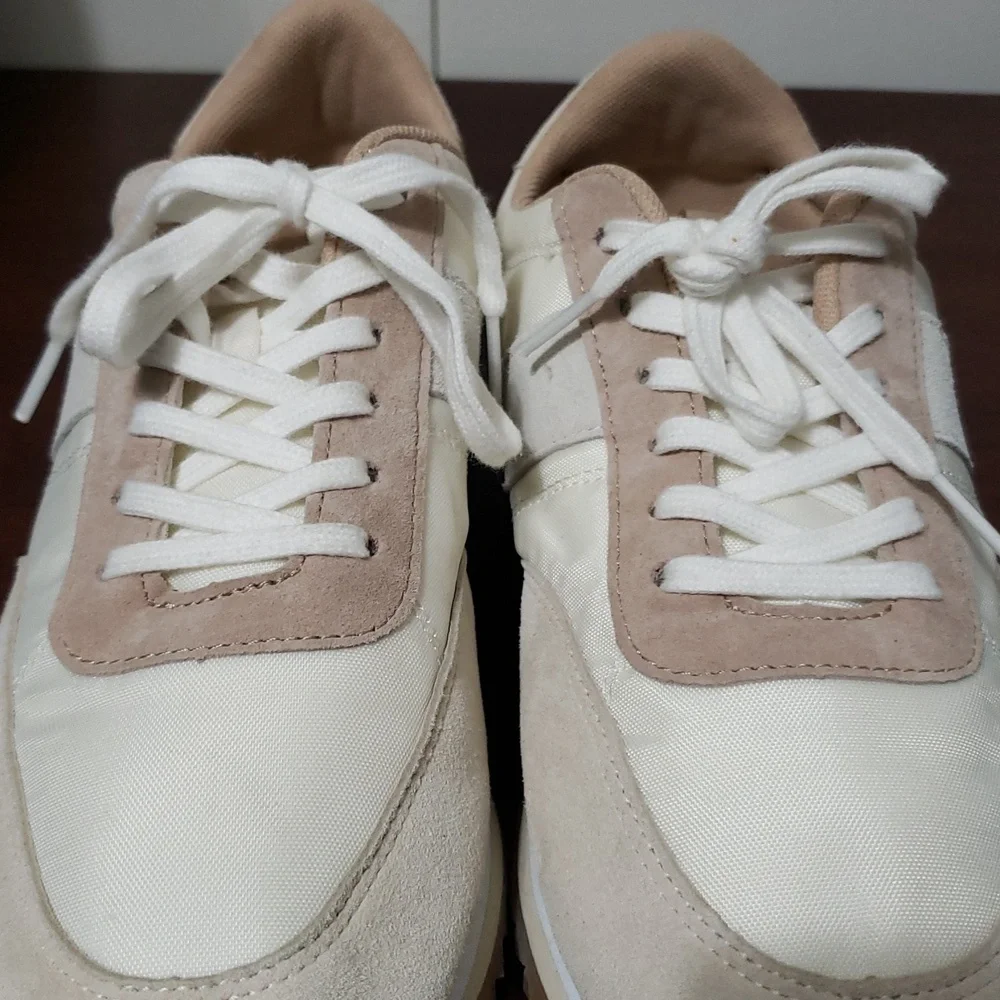 J. Crew step out