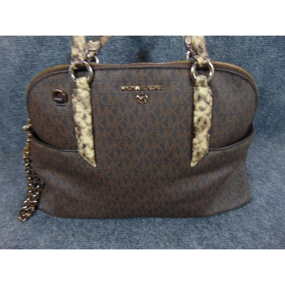 Michael Kors keywords signature
