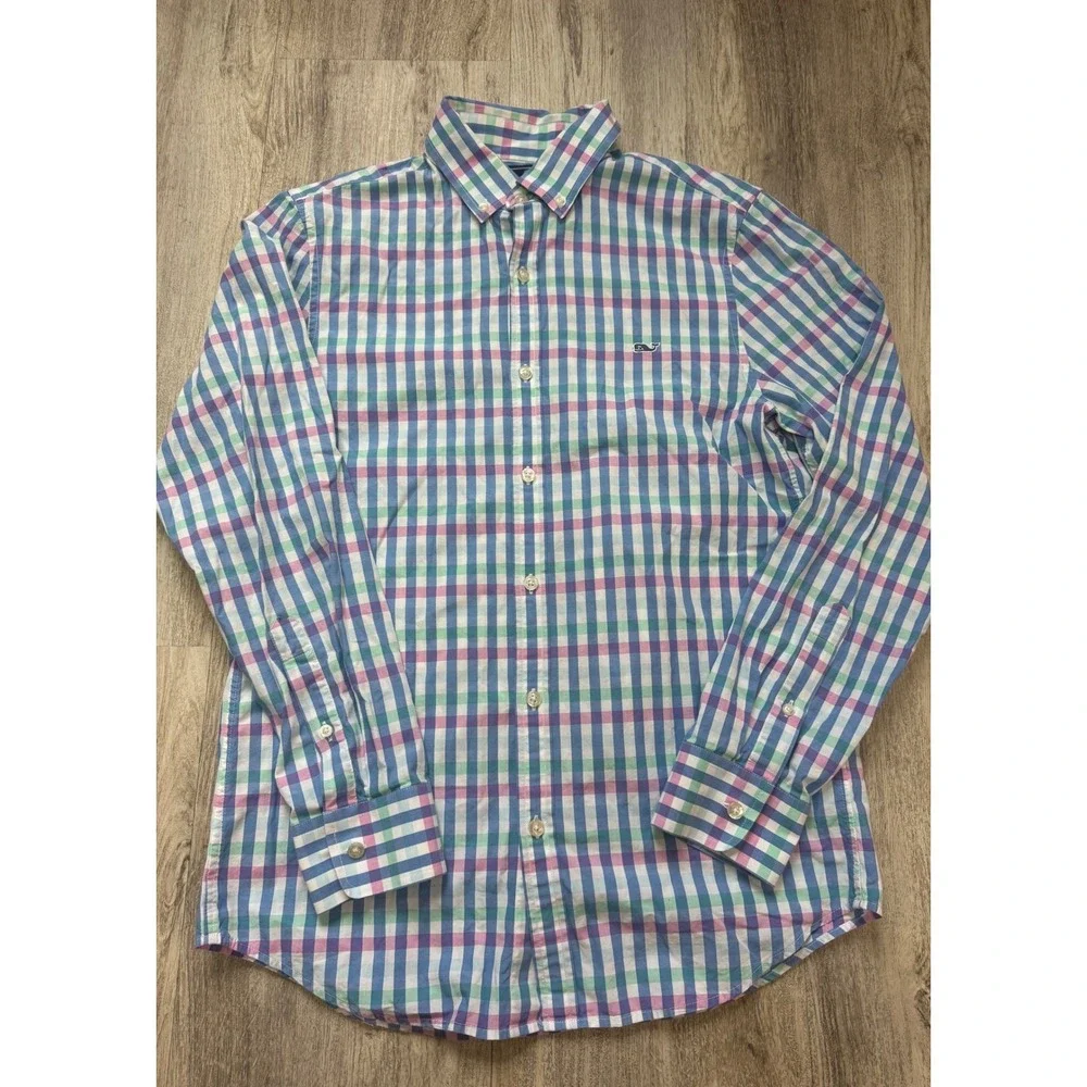 Vineyard Vines stylish vineyard