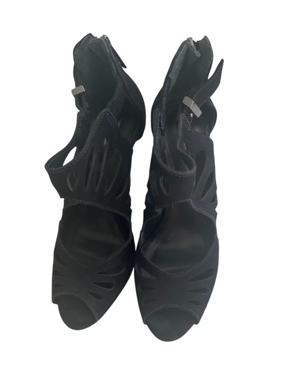 SCHUTZ this item