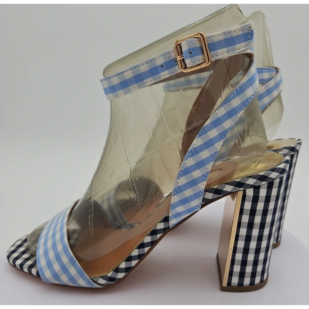 River Island this river