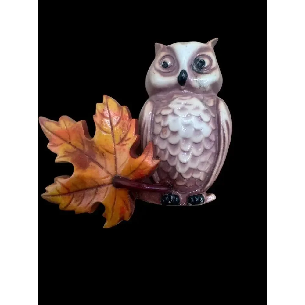 Vintage 1940s Celluloid Owl Pin Layered 3D Brooch‎ Quirky Jewelry Autumn Leaf