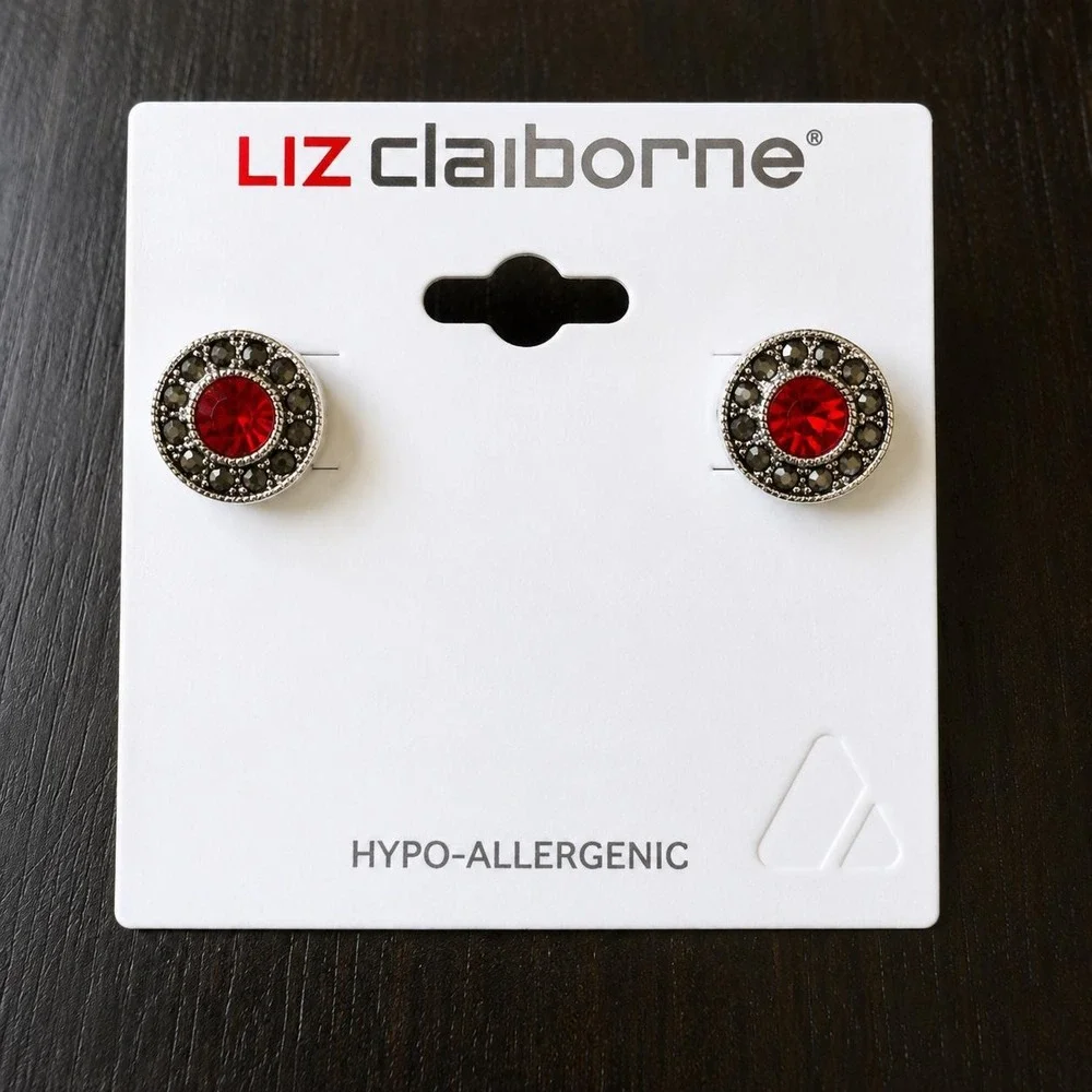 Liz Claiborne these striking