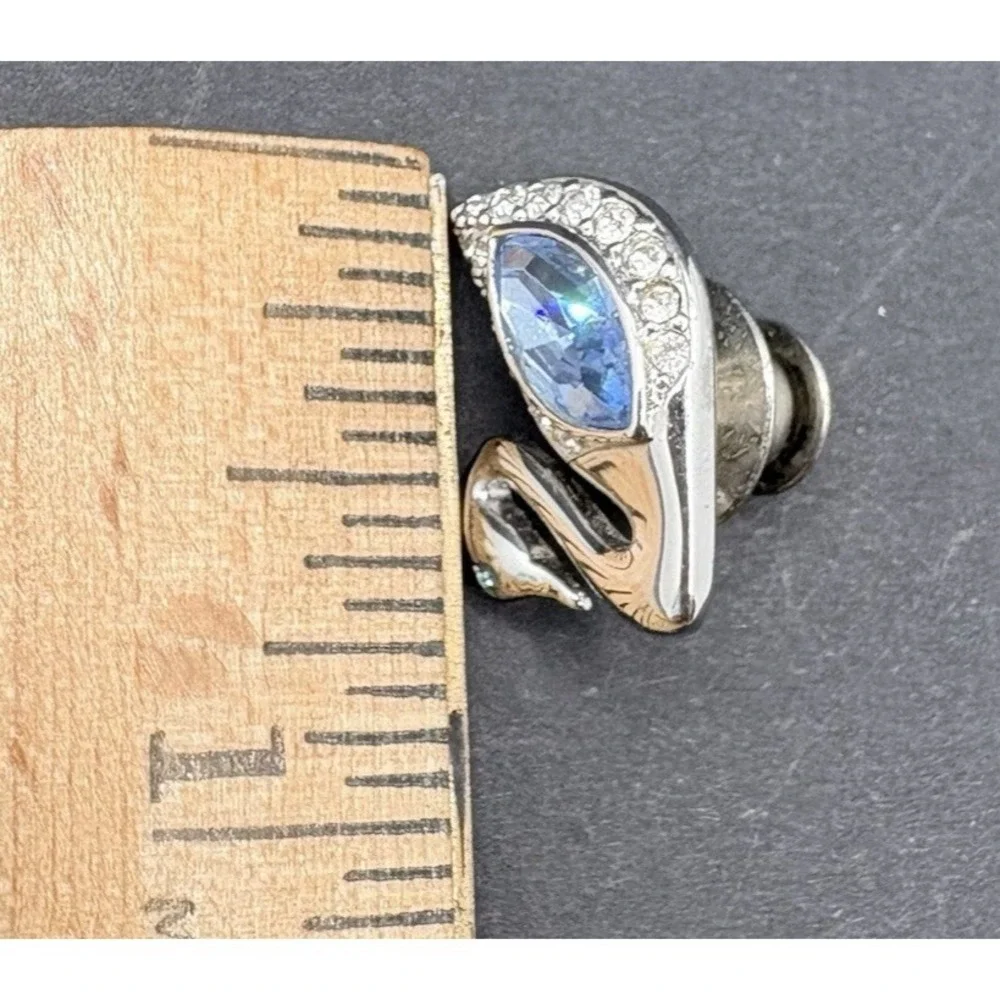 Swarovski vintage swan